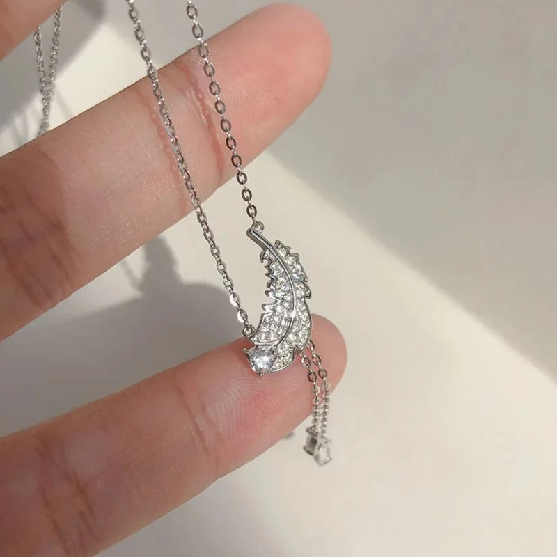 Collier Pendentif Plume