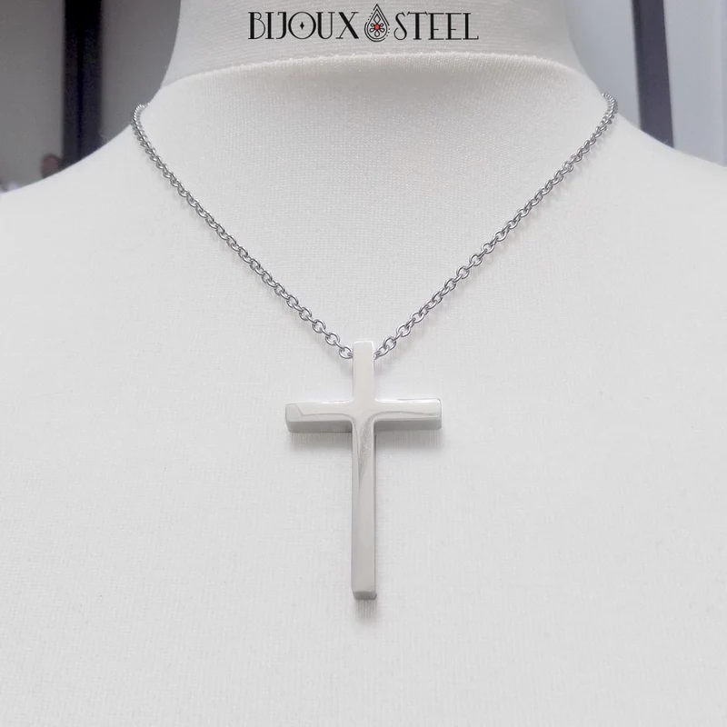 Collier croix chrétienne en acier inoxydable