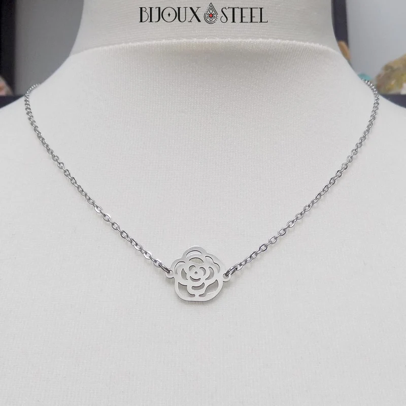 Collier fleur rose en acier inoxydable