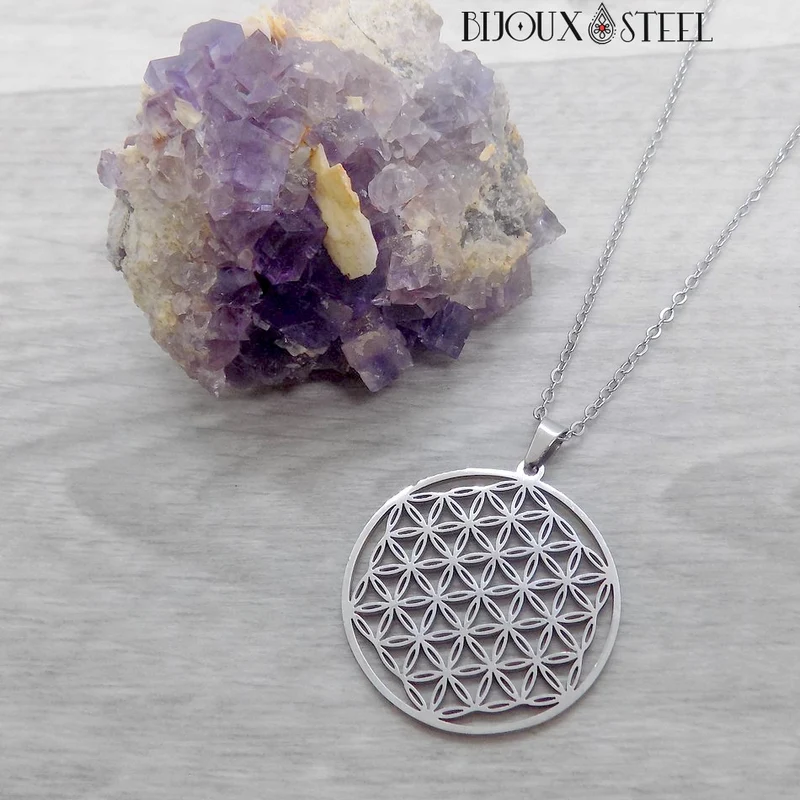 Collier à pendentif fleur de vie en acier inoxydable