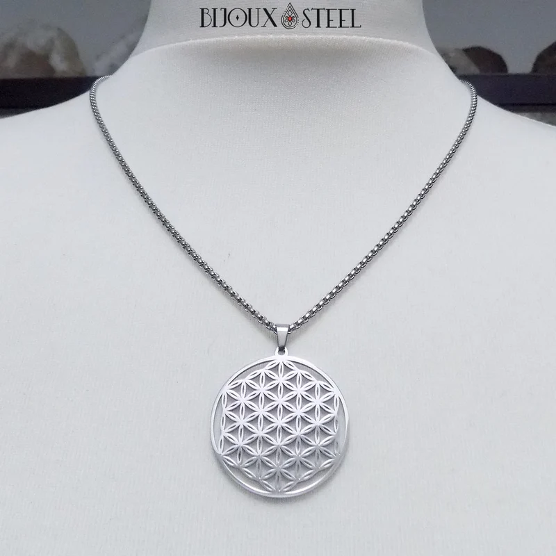 Collier à pendentif fleur de vie en acier inoxydable