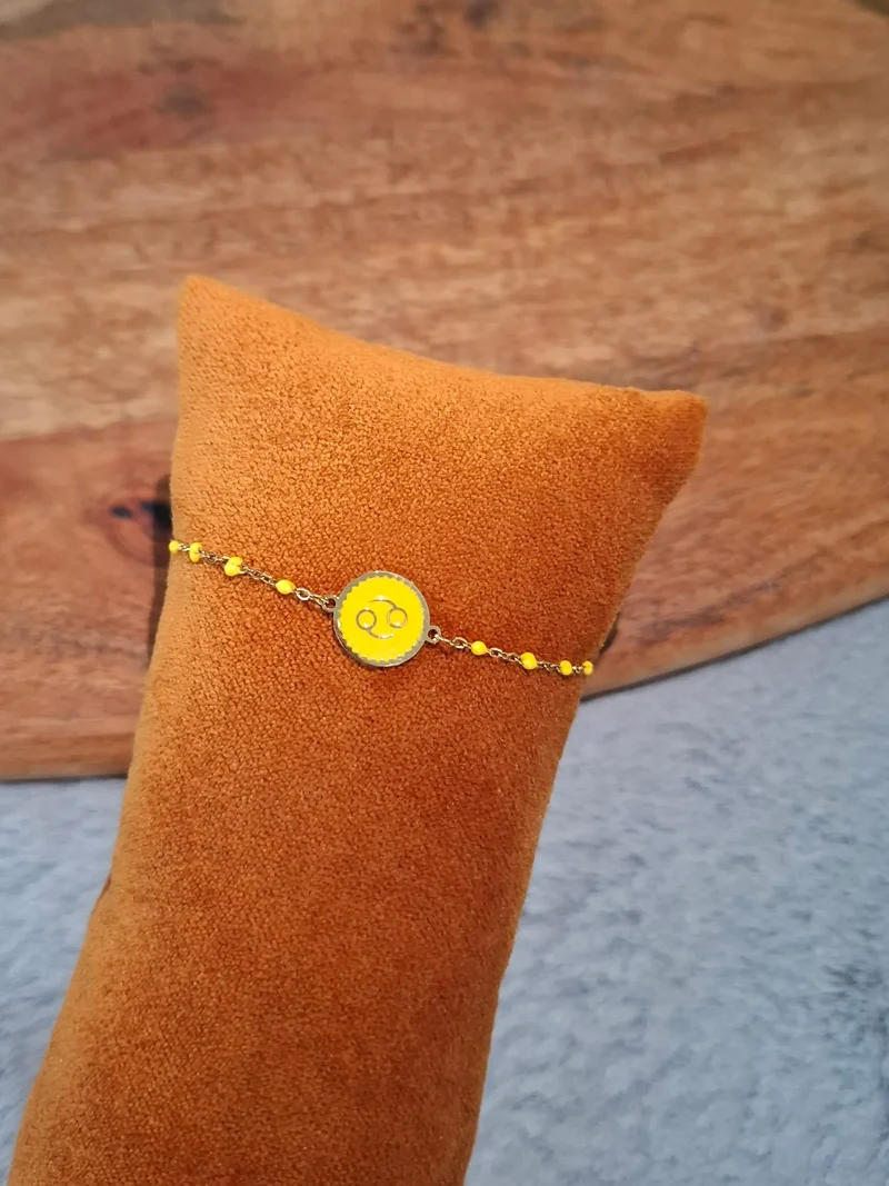 Bracelet chaîne fine signe astrologique coloré