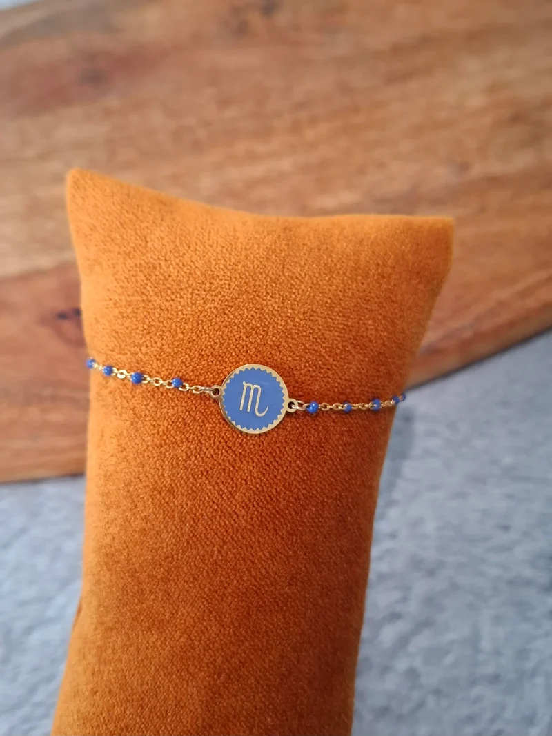 Bracelet chaîne fine signe astrologique coloré
