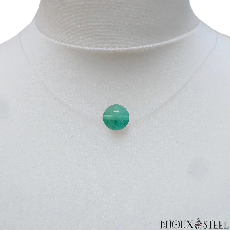 Collier à perle de fluorite bleue sur fil de nylon