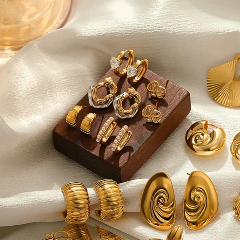 Boucles d'Oreilles Or Créoles Carrées Perles