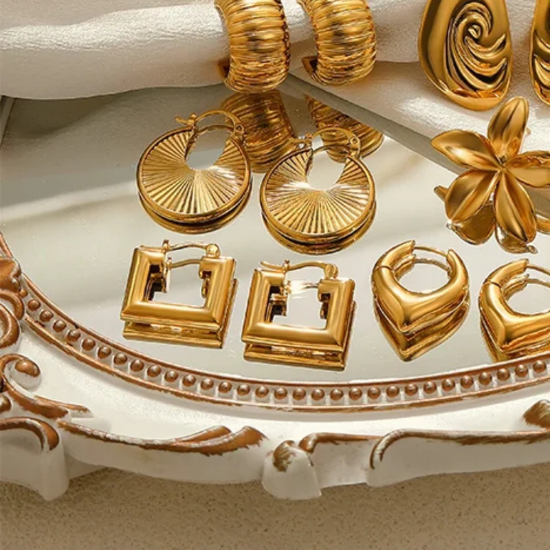Boucles d'Oreilles Or Carrées