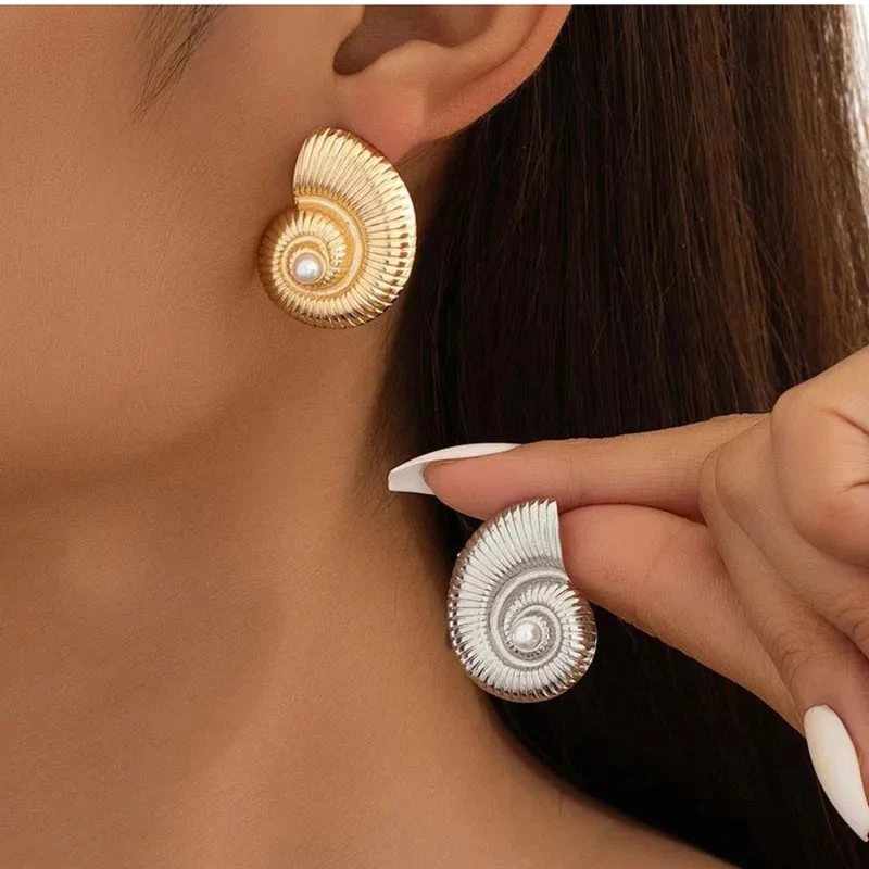 Boucles d'Oreilles Escargot Perle Blanche