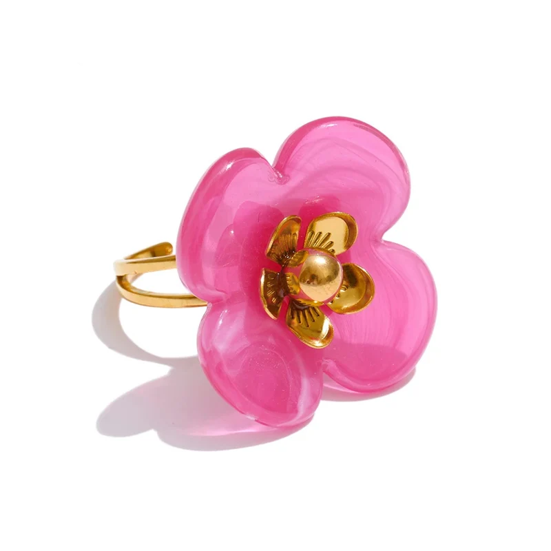 Bague Fleur Résine et Dorée
