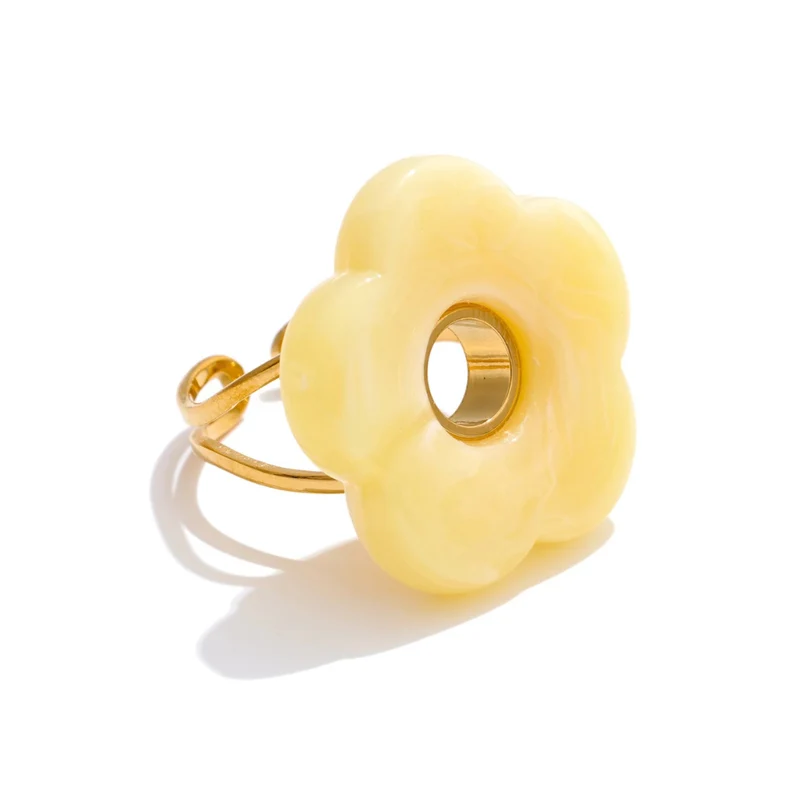 Bague Fleur Résine