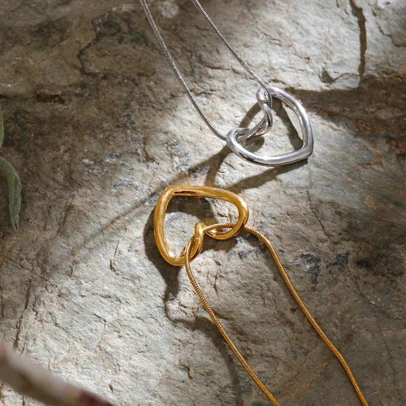Collier Coeur Minimaliste