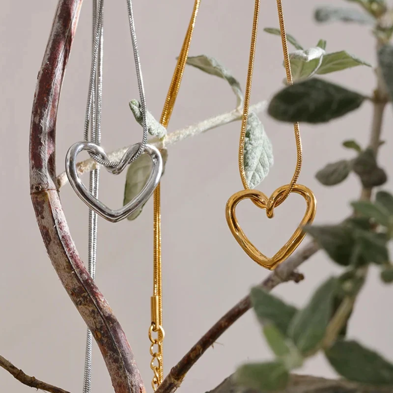 Collier Coeur Minimaliste