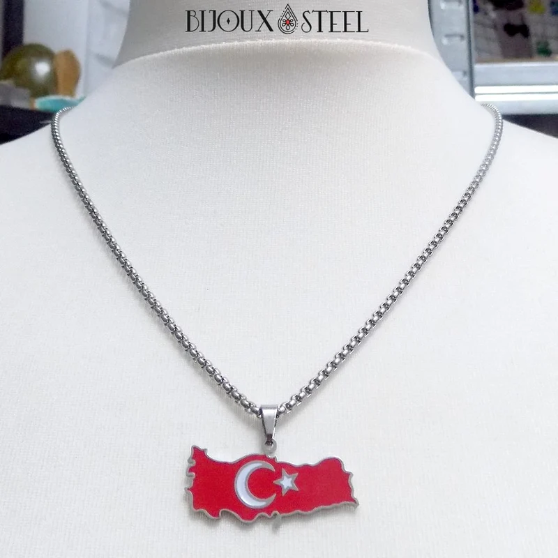 Collier homme carte de la Turquie en acier inoxydable