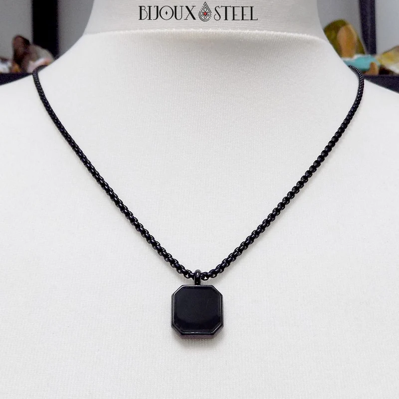 Collier carré noir homme en acier inoxydable