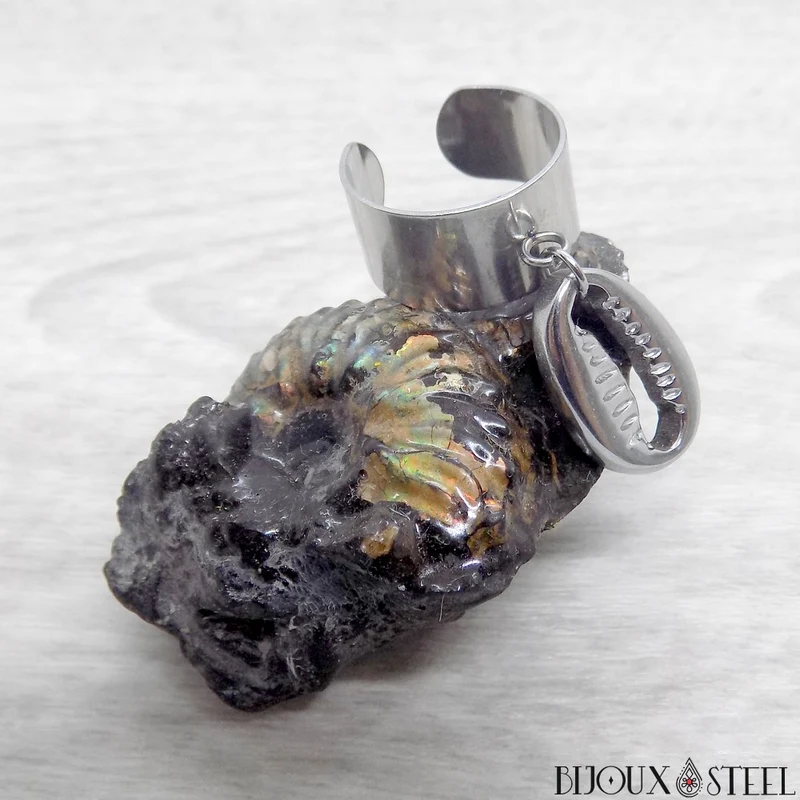 Bague large pampille ajustable à coquillage cauri en acier inoxydable