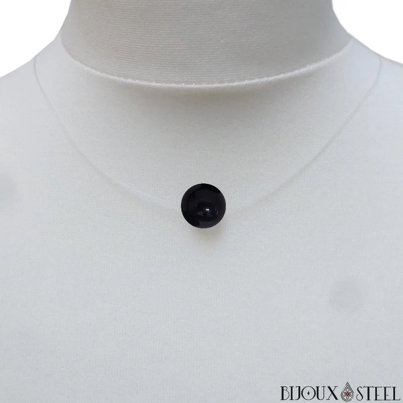 Collier à perle de tourmaline noire sur fil de nylon