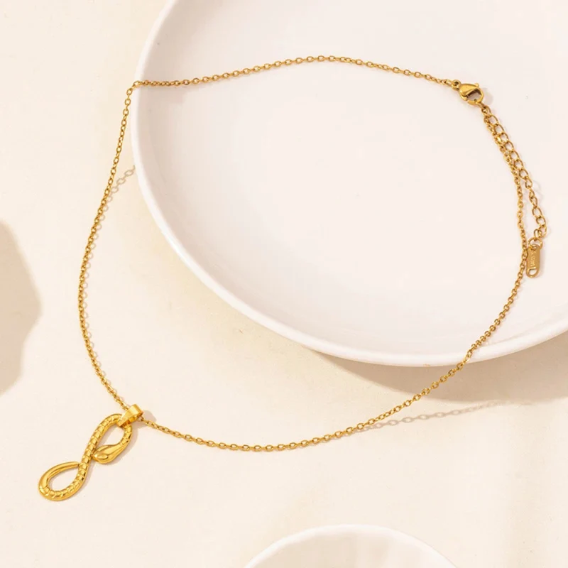 Collier Serpent Signe Infini