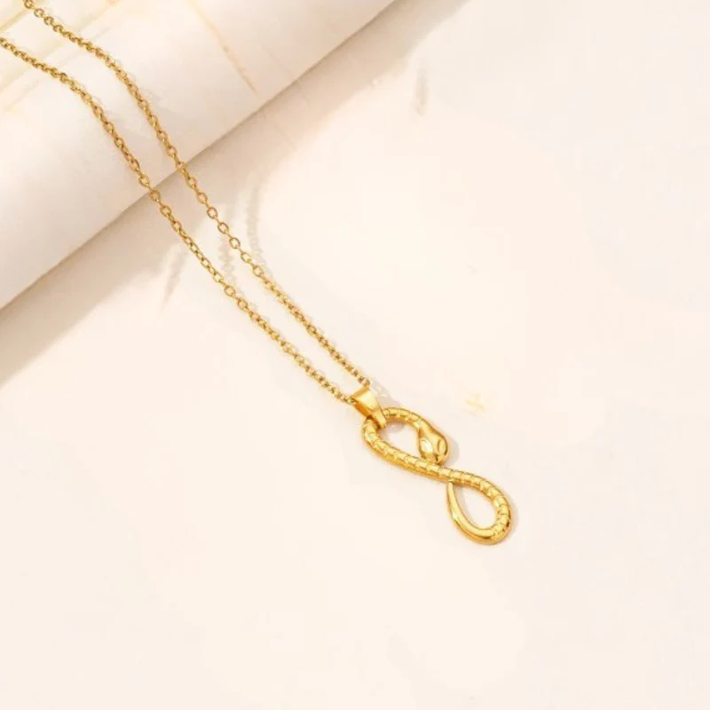 Collier Serpent Signe Infini