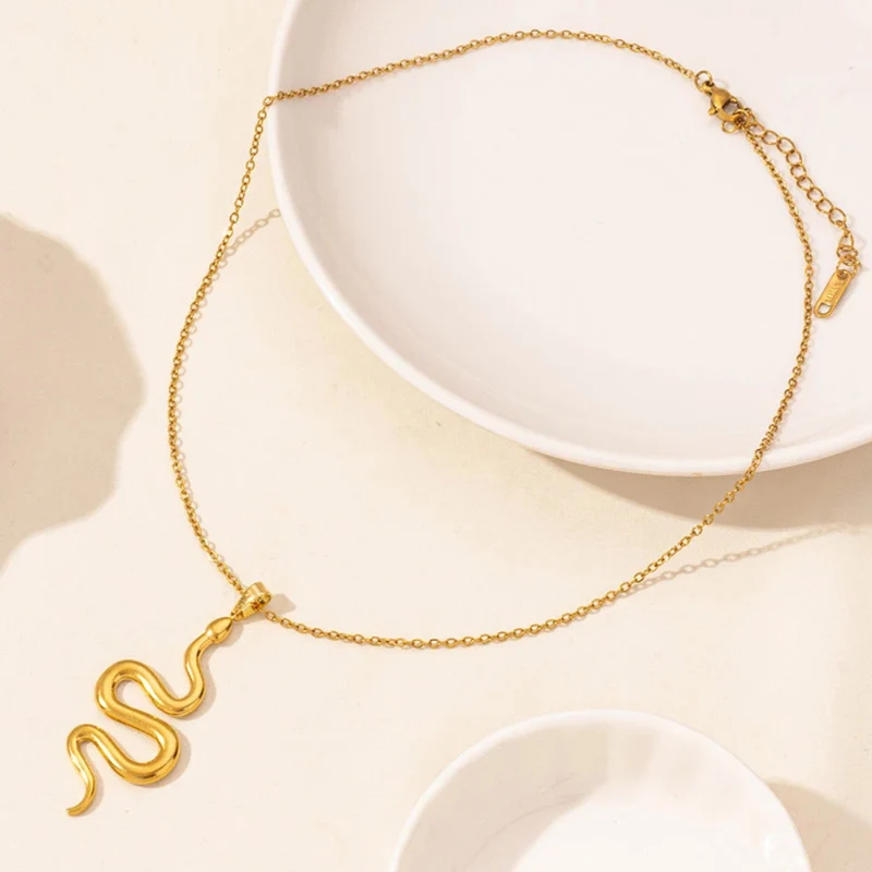 Collier Serpent Minimaliste