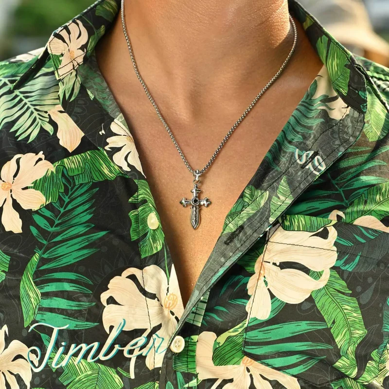 Collier Croix Médiévale Homme