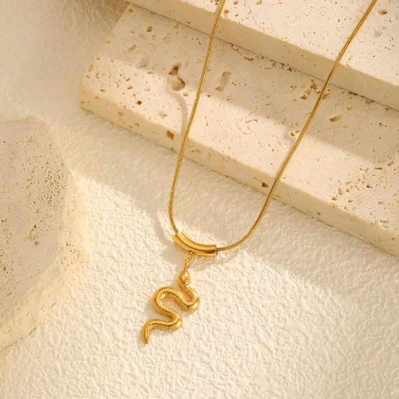 Collier Serpent Doré Femme