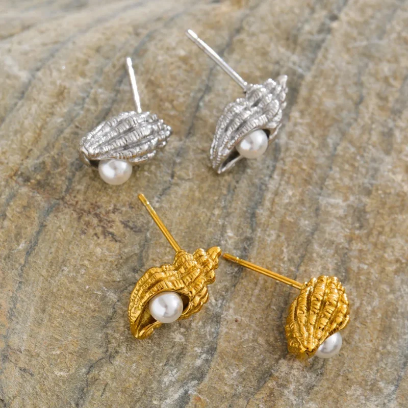 Boucles d'Oreilles Coquillage Perle Blanche