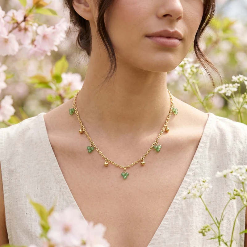 Collier Bloom