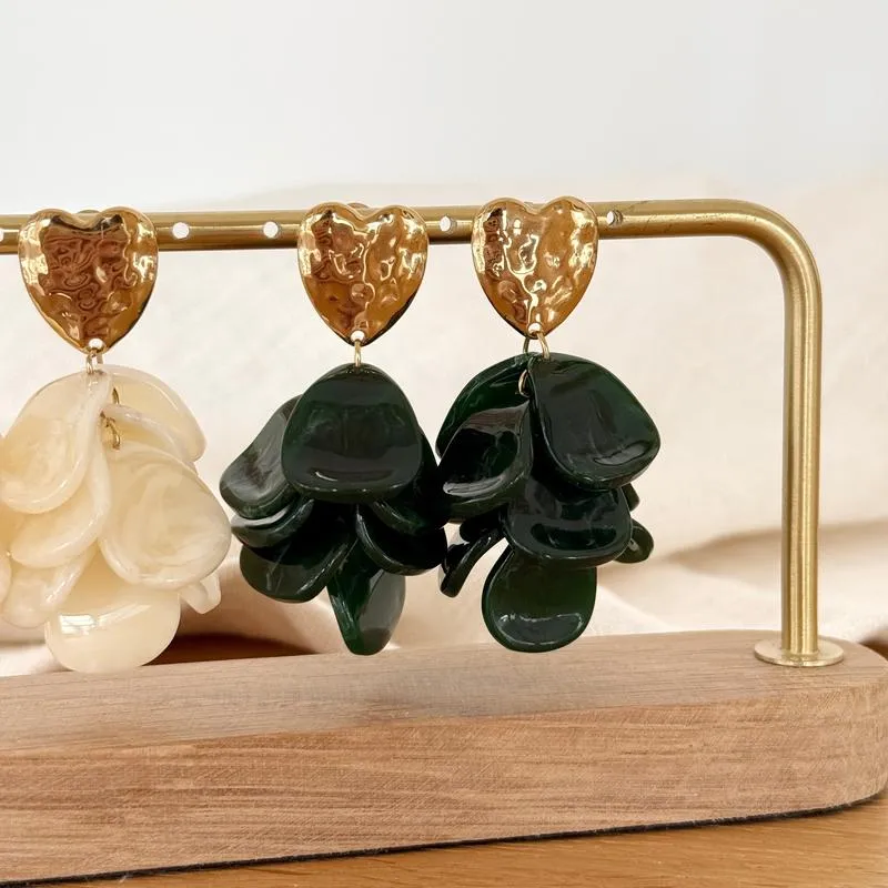 Boucles d'oreilles "Ambre" vert foncé acier