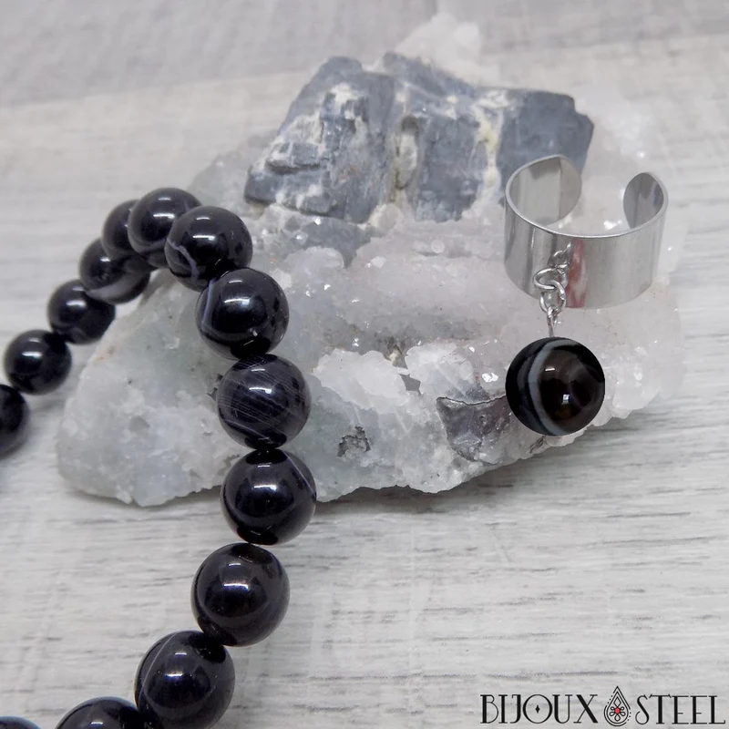 Bague large ajustable à perle d'agate noire à rayures