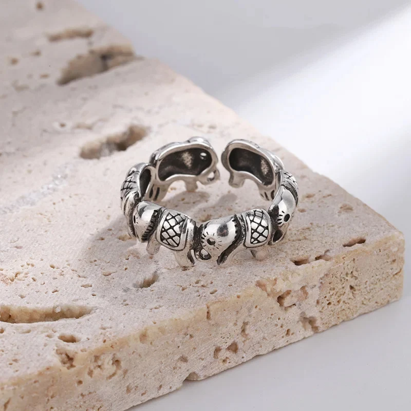 Bague groupe d'Éléphant