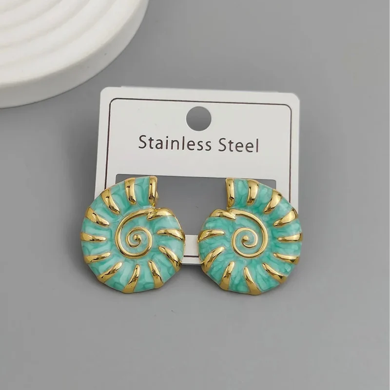 Boucles d'Oreilles Coquillage Or et Turquoises