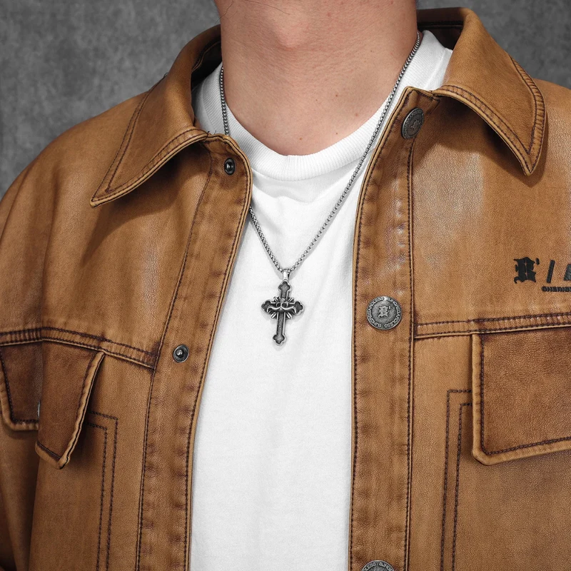 Collier Croix Gothique Homme