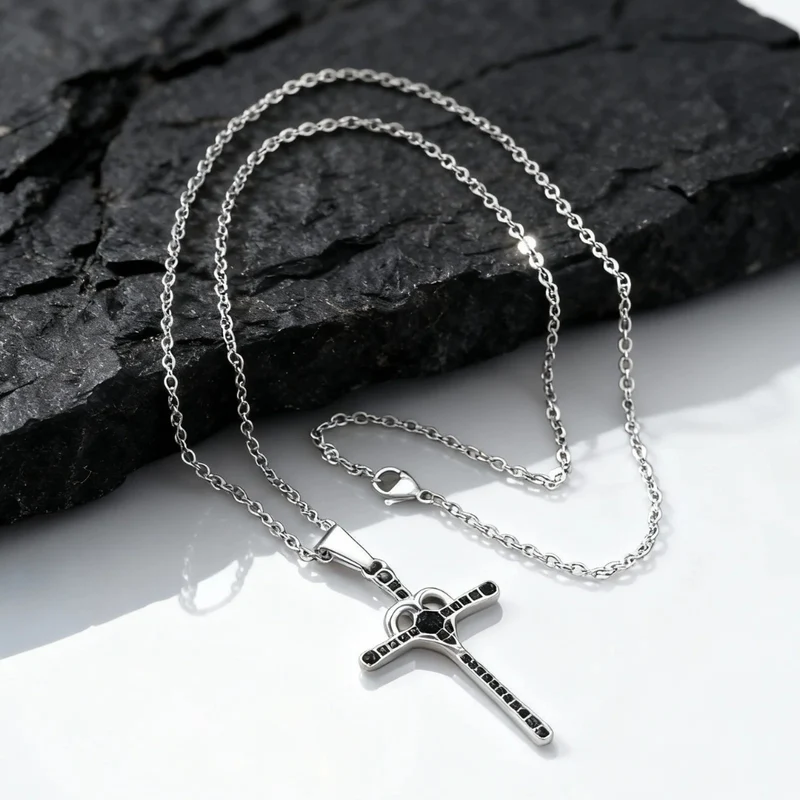 Collier pendentif Croix Acier Homme