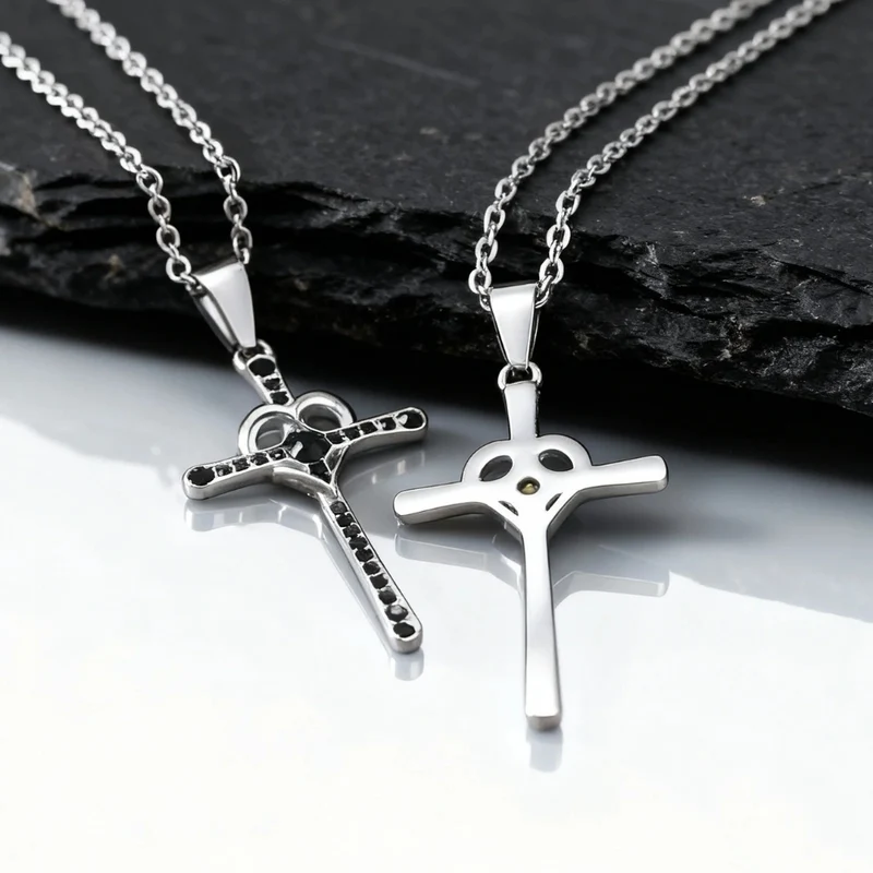 Collier pendentif Croix Acier Homme