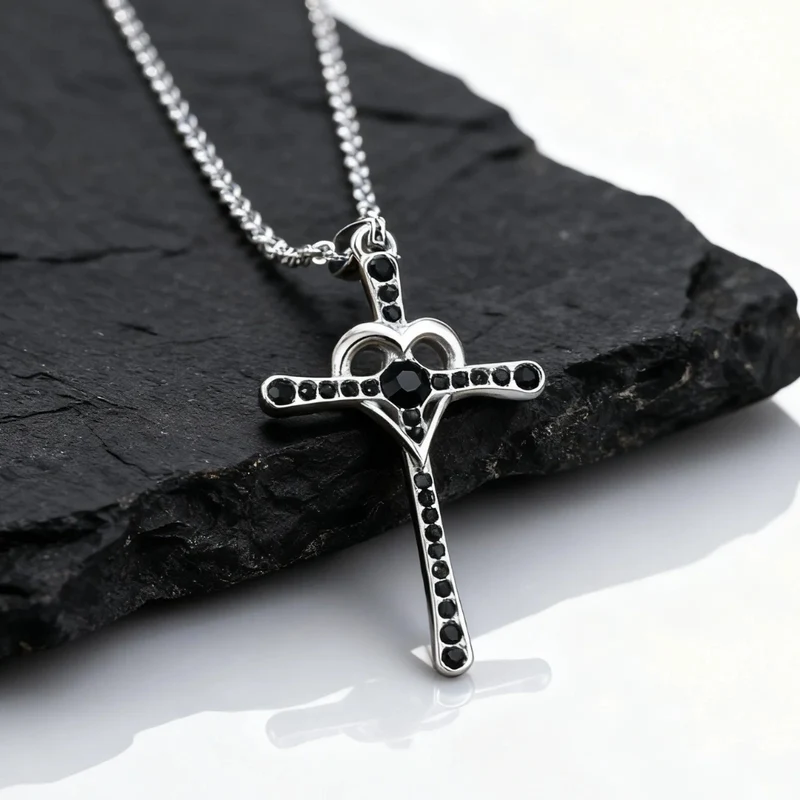 Collier pendentif Croix Acier Homme
