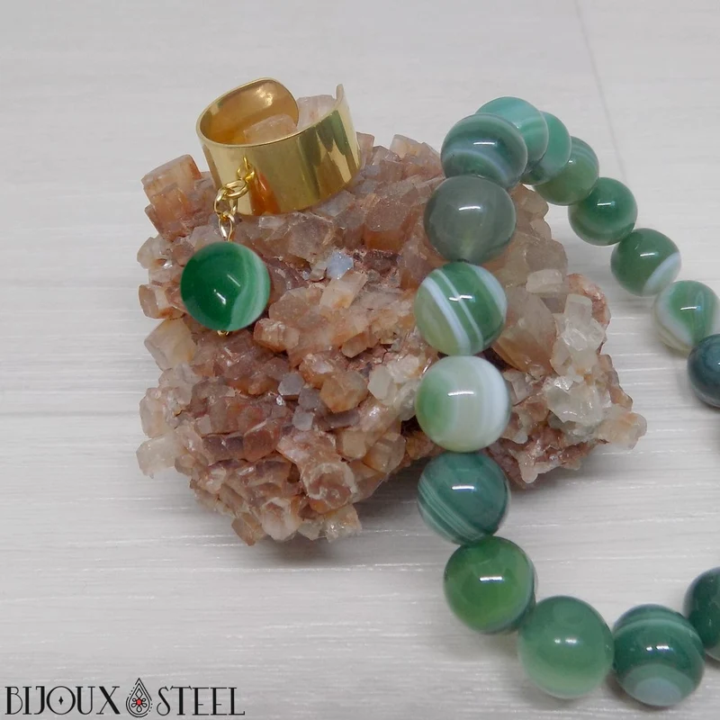 Bague large ajustable à perle d'agate verte teintée