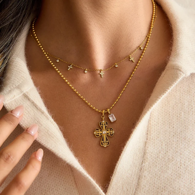 Collier Croix Vintage