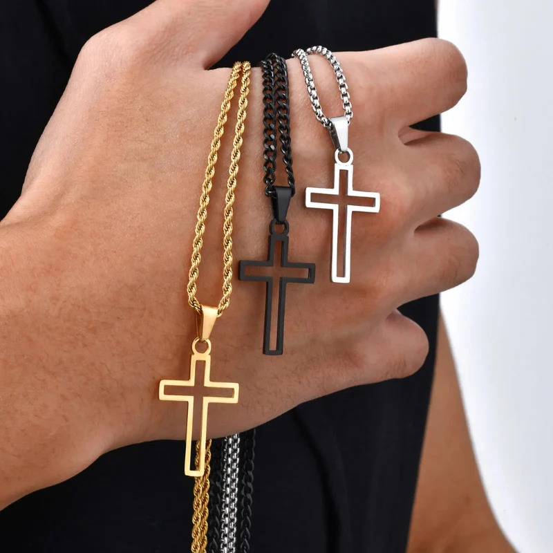 Collier Croix Ajourée Homme