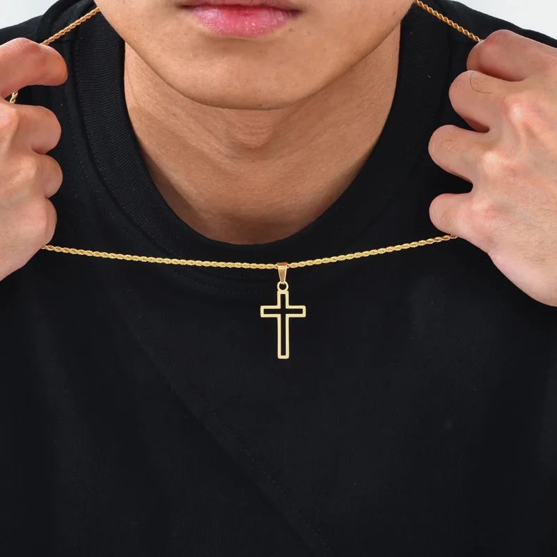 Collier Croix Ajourée Homme