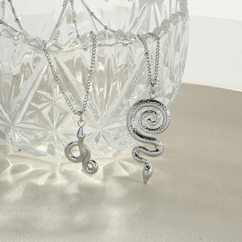 Collier Serpent Cercle