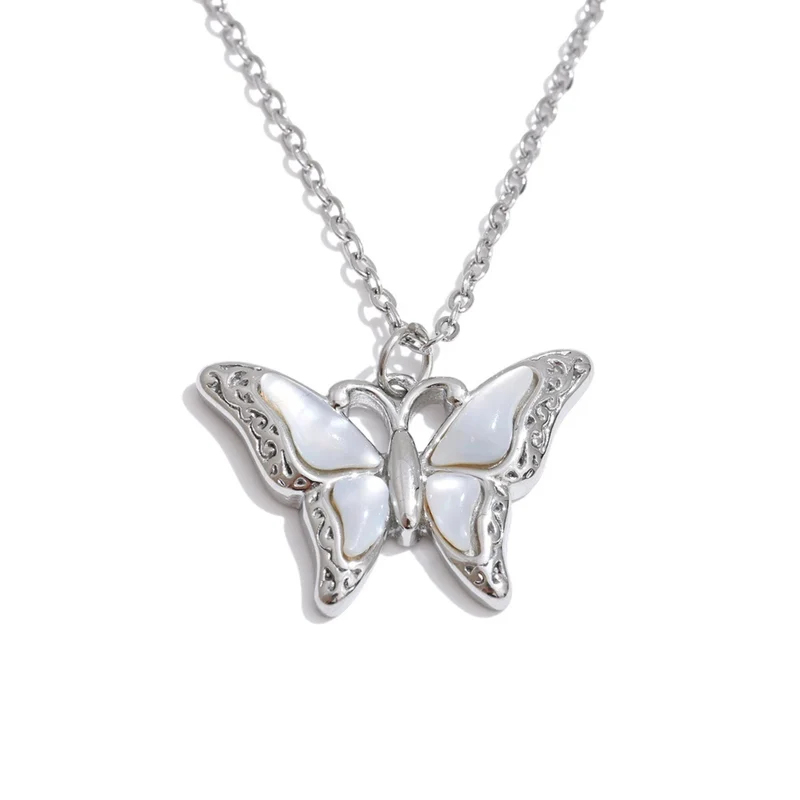 Collier Papillon et Nacre Blanc
