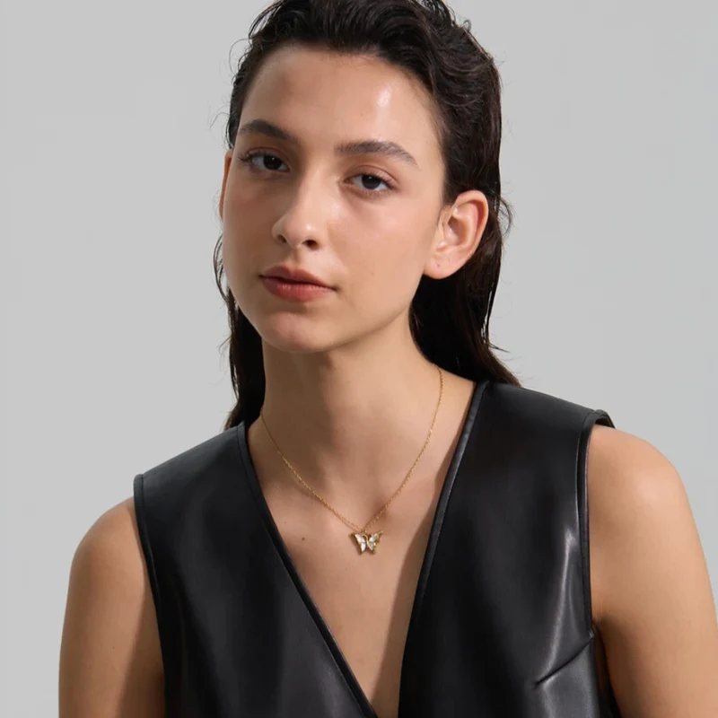 Collier Papillon et Nacre Blanc