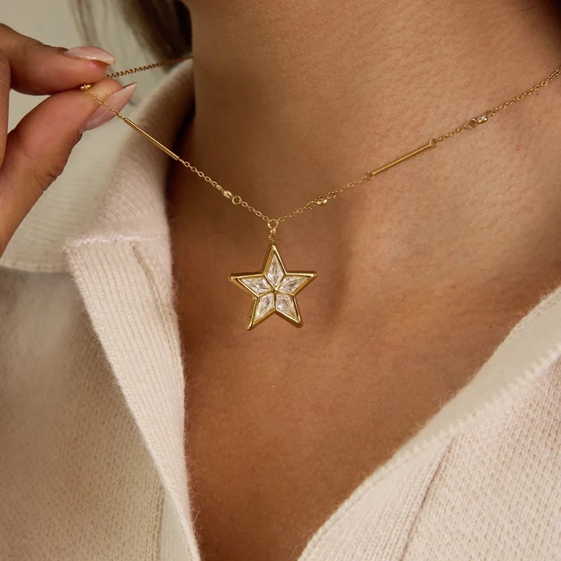 Collier pendentif Étoile Strass
