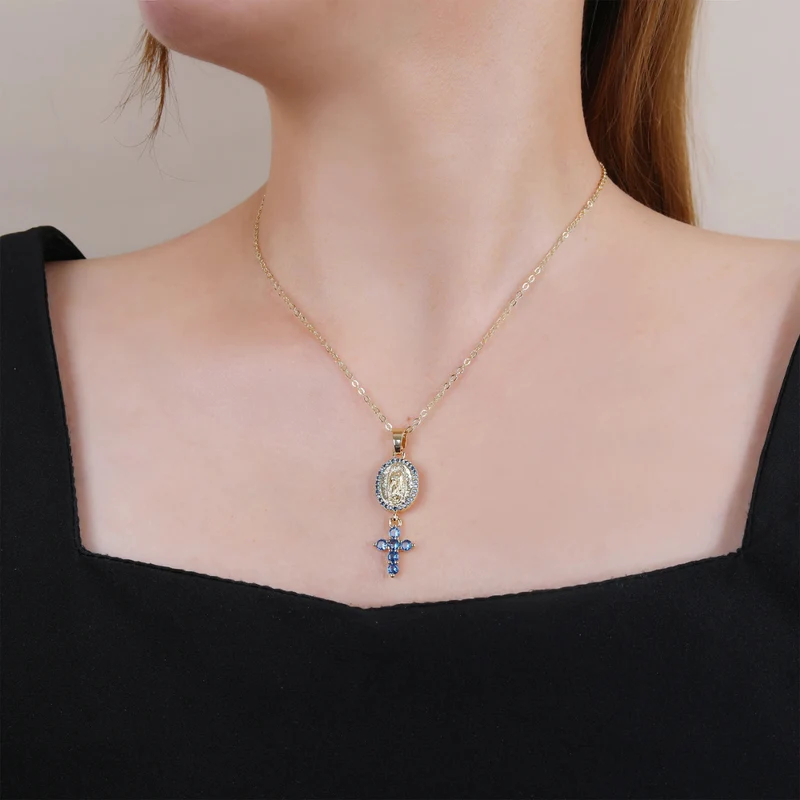 Collier Médaille Vierge et Croix Noire