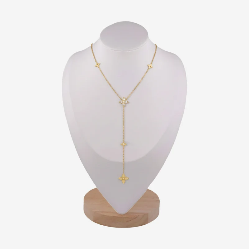 Collier Opéra Quatre Pétales Raffiné