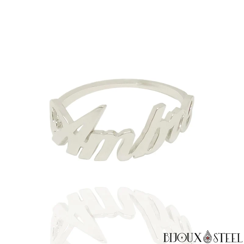 Bague à prénom personnalisée en acier inoxydable