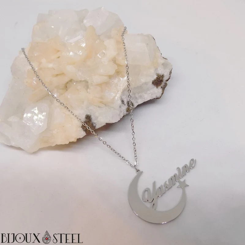 Collier prénom personnalisé et croissant de Lune en acier inoxydable