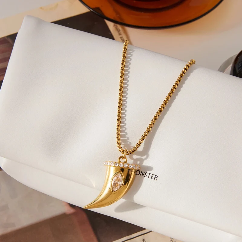 Collier Corne Doré Femme