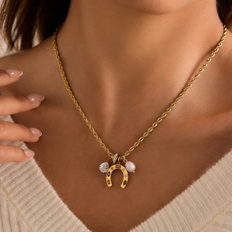 Collier Fer à Cheval Breloques
