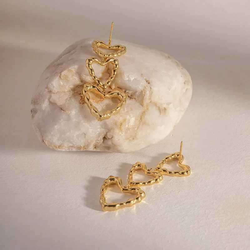 Boucles d'Oreilles Triple Coeurs