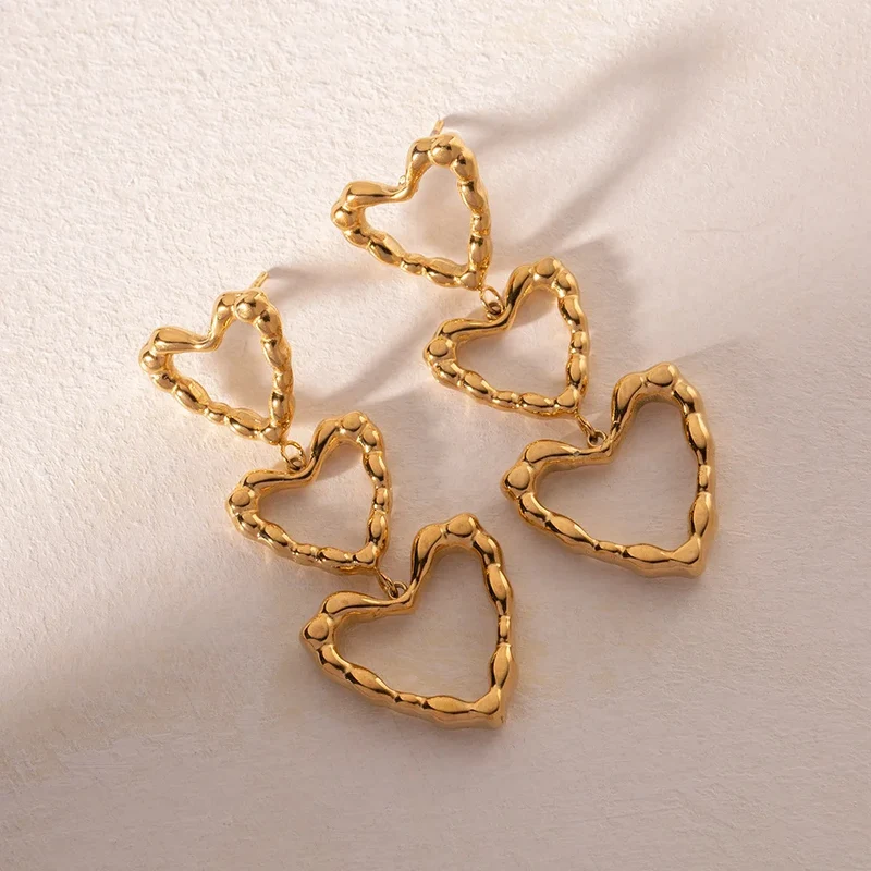 Boucles d'Oreilles Triple Coeurs